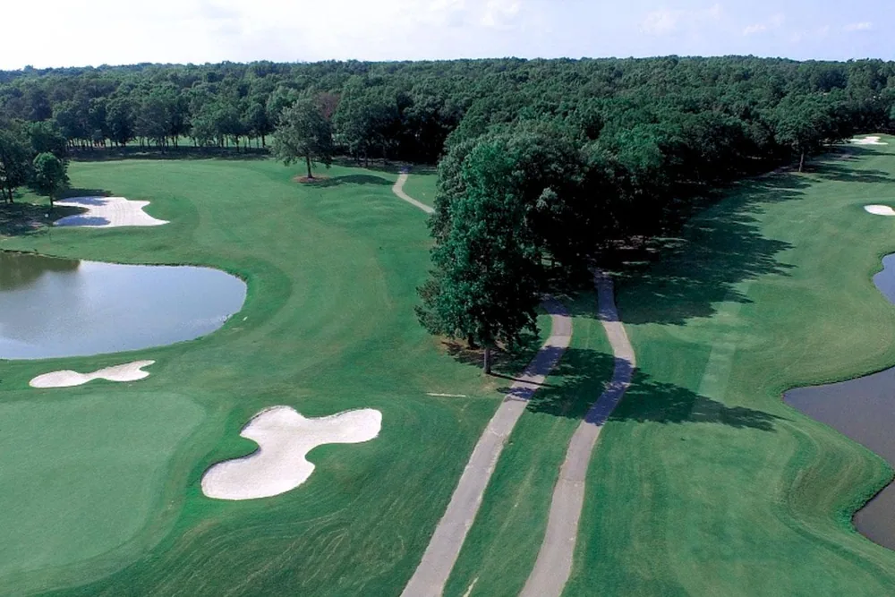 Aerial view of fairways, bunkers, and ponds on a Midlothian golf course
